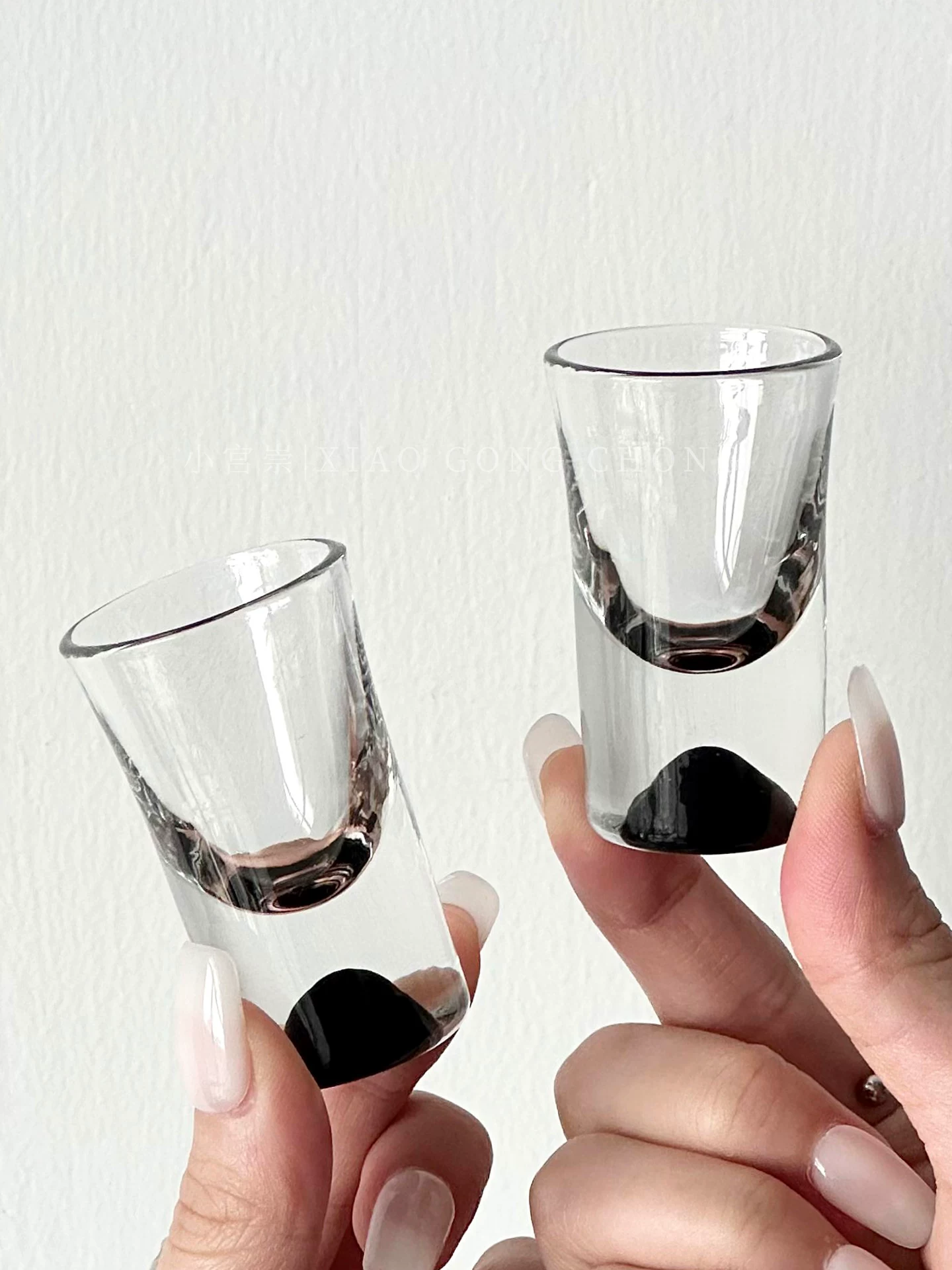 Ly rượu vang trắng cao cấp màu đen, ly rượu nhỏ sang trọng dùng trong gia đình, ly rượu shot, ly rượu mạnh, ly rượu sake
