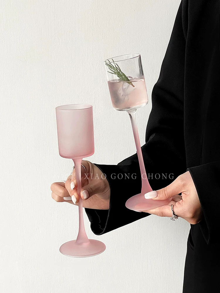 Ly thủy tinh thẳng màu hồng nhạt kiểu Pháp, ly rượu sâm banh cao cấp, ly rượu tráng miệng, ly cocktail sáng tạo.