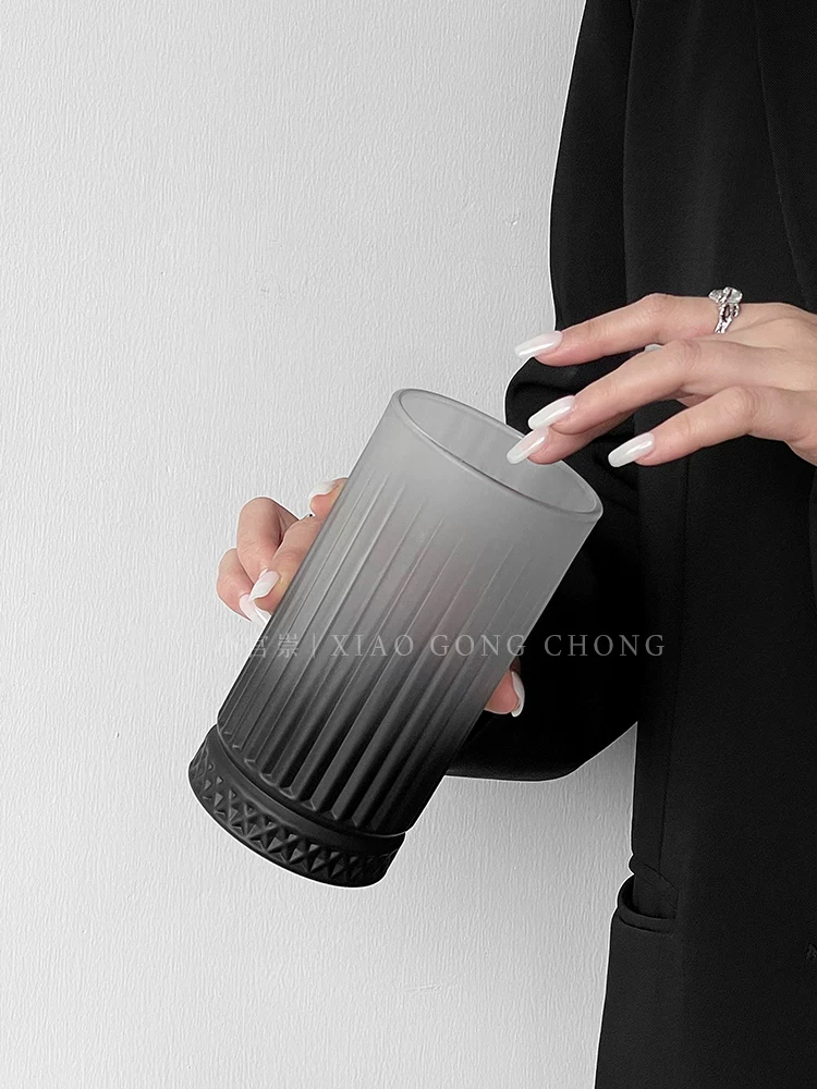 Ly thủy tinh đen mờ, thiết kế độc đáo, cao cấp, dùng làm ly uống nước gia đình, ly rượu, ly cà phê.