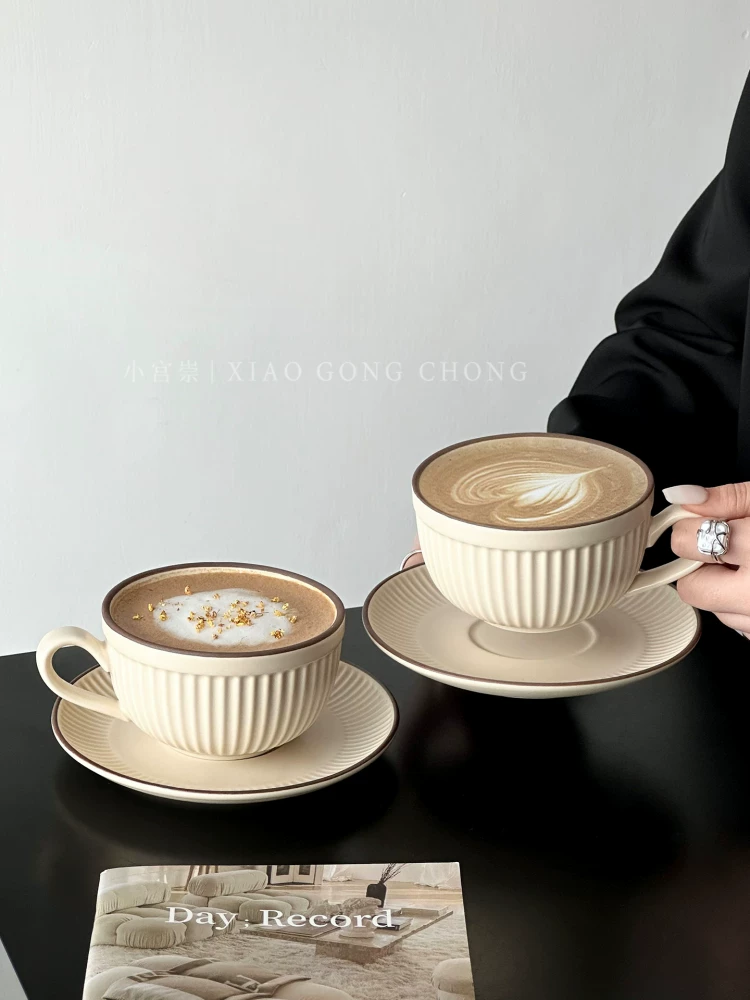Bộ tách trà cà phê gốm sứ cao cấp kiểu Anh cổ điển, họa tiết latte art độc đáo, sang trọng, bộ ấm chén uống trà chiều sáng tạo