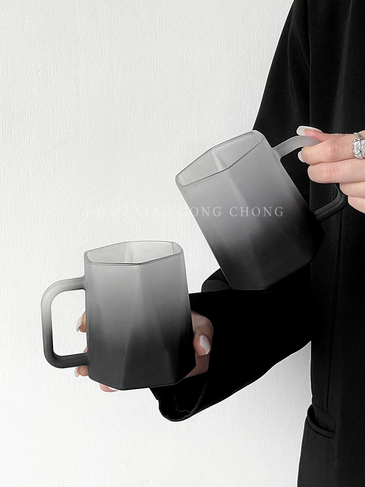 Ly thủy tinh mờ đen sáng tạo độc đáo có tay cầm, dùng cho gia đình, cốc cà phê, cốc ăn sáng, cốc uống nước.