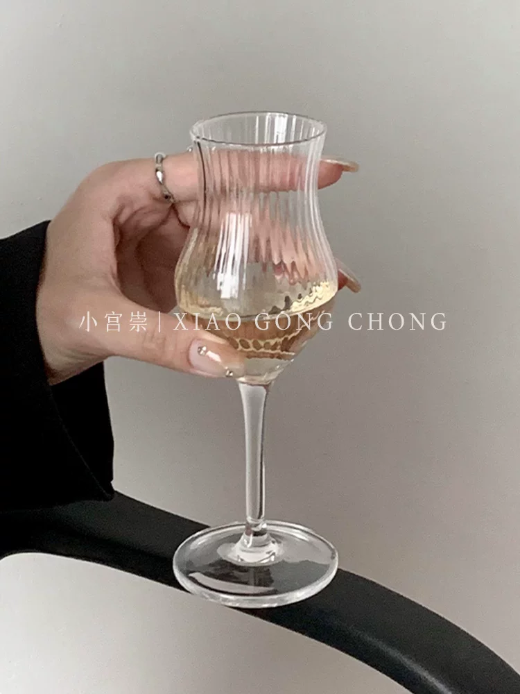 Ly rượu kiểu Trung Quốc mới, lấy cảm hứng từ phong cách ins, sọc dọc, ôm eo, ly thủy tinh, ly nếm hương vị, ly rượu vang, ly rượu sâm banh, ly trà lạnh.
