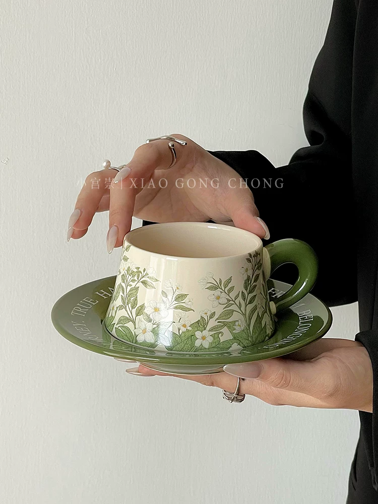 Bộ tách trà và đĩa sứ cao cấp họa tiết hoa huệ tây, phong cách tranh sơn dầu, tách latte, tách trà chiều, hộp quà tặng