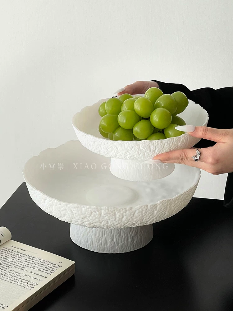 Đĩa trái cây cao màu trắng mờ thiết kế độc đáo, mang lại cảm giác cao cấp, thích hợp sử dụng tại nhà, đĩa đựng hoa quả khô sang trọng nhẹ nhàng, đĩa trưng bày nhiều tầng, đĩa đựng đồ ăn nhẹ.