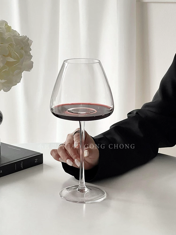 Ly rượu vang đỏ lớn kiểu châu Âu, sang trọng nhẹ nhàng và cao cấp, ly pha lê gia dụng, một cặp ly rượu vang