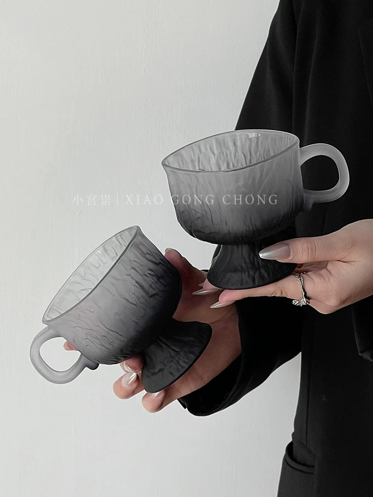 Ly thủy tinh đen mờ cao cấp, thiết kế tinh tế, có quai cầm, ly uống cà phê sữa cao cấp dành cho nữ, ly thủy tinh cao.