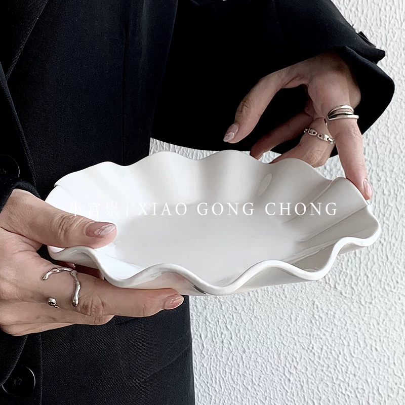Đĩa gốm sứ trắng kiểu Ins, viền gợn sóng, dùng để đựng bánh ngọt, đồ ăn nhẹ, bánh gato, salad, trang trí, đựng mì Ý