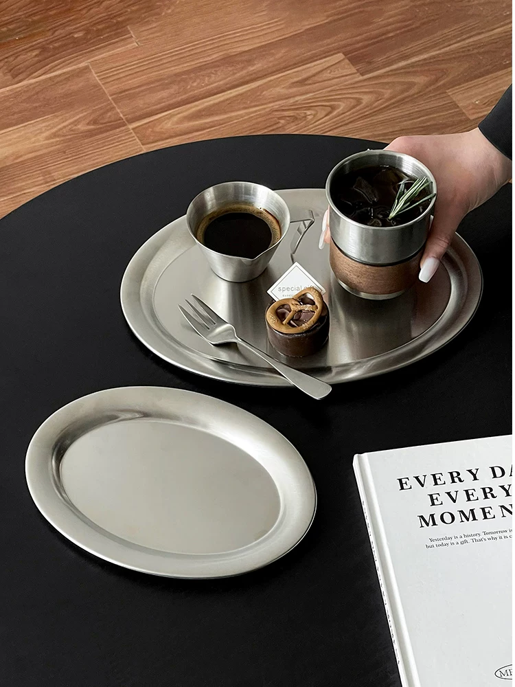 Đĩa ăn hình oval bằng thép không gỉ phong cách Ins, khay đựng đồ ăn sáng tạo phong cách công nghiệp, đĩa bánh ngọt dùng cho bữa trà chiều tại quán cà phê