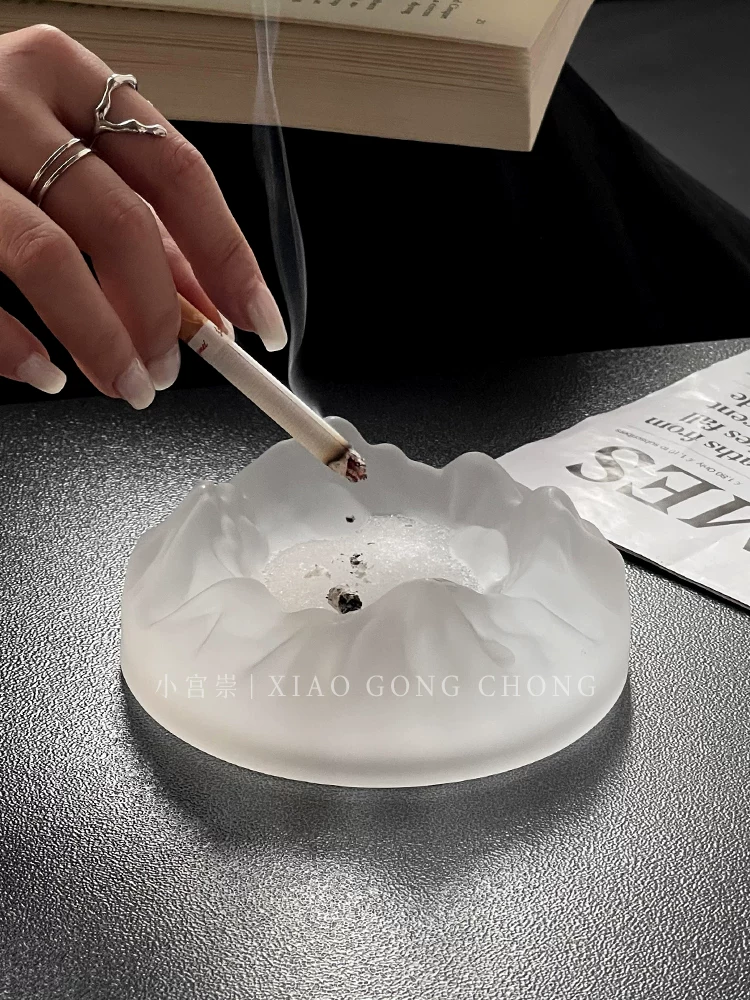 Gạt tàn thuốc phong cách Bắc Âu sang trọng nhẹ nhàng, trang trí nhà cửa, phòng khách, văn phòng, thiết kế sáng tạo, kiểu băng giá mờ, đồ trang trí thời thượng, giá để xì gà