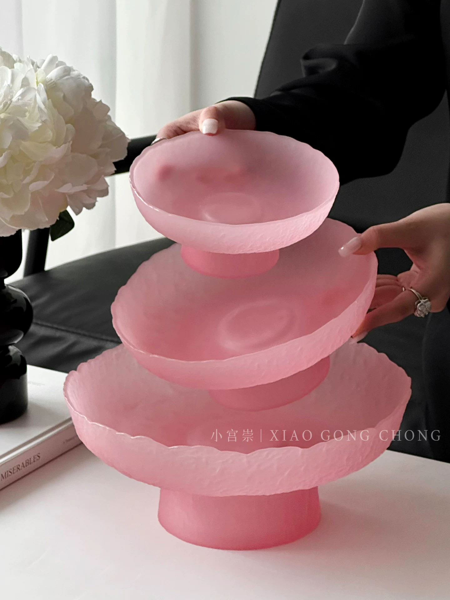 Đĩa trái cây chân cao phủ bột mờ chất lượng cao dùng trong nhà ở bàn cà phê phòng khách, đĩa đựng trái cây khô, đĩa trưng bày đồ ăn nhẹ, đĩa thủy tinh nhiều lớp.