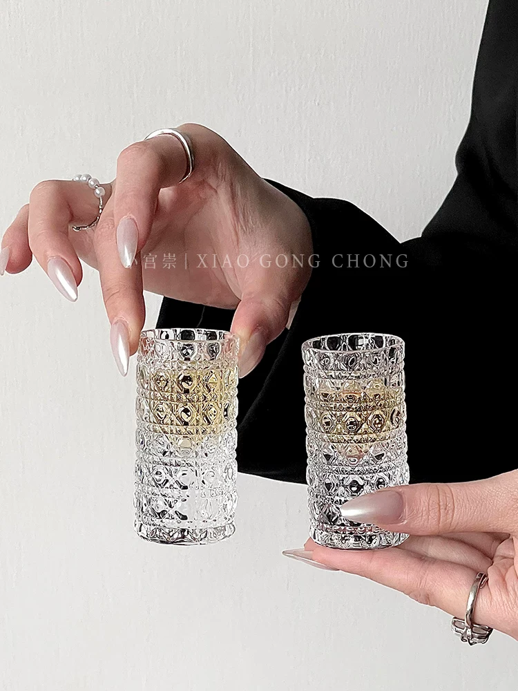 Ly rượu nhỏ cao cấp kiểu đá quý, chất liệu thủy tinh dày dặn, khắc nổi, dùng cho rượu vang trắng, ly rượu nhỏ dùng trong gia đình.