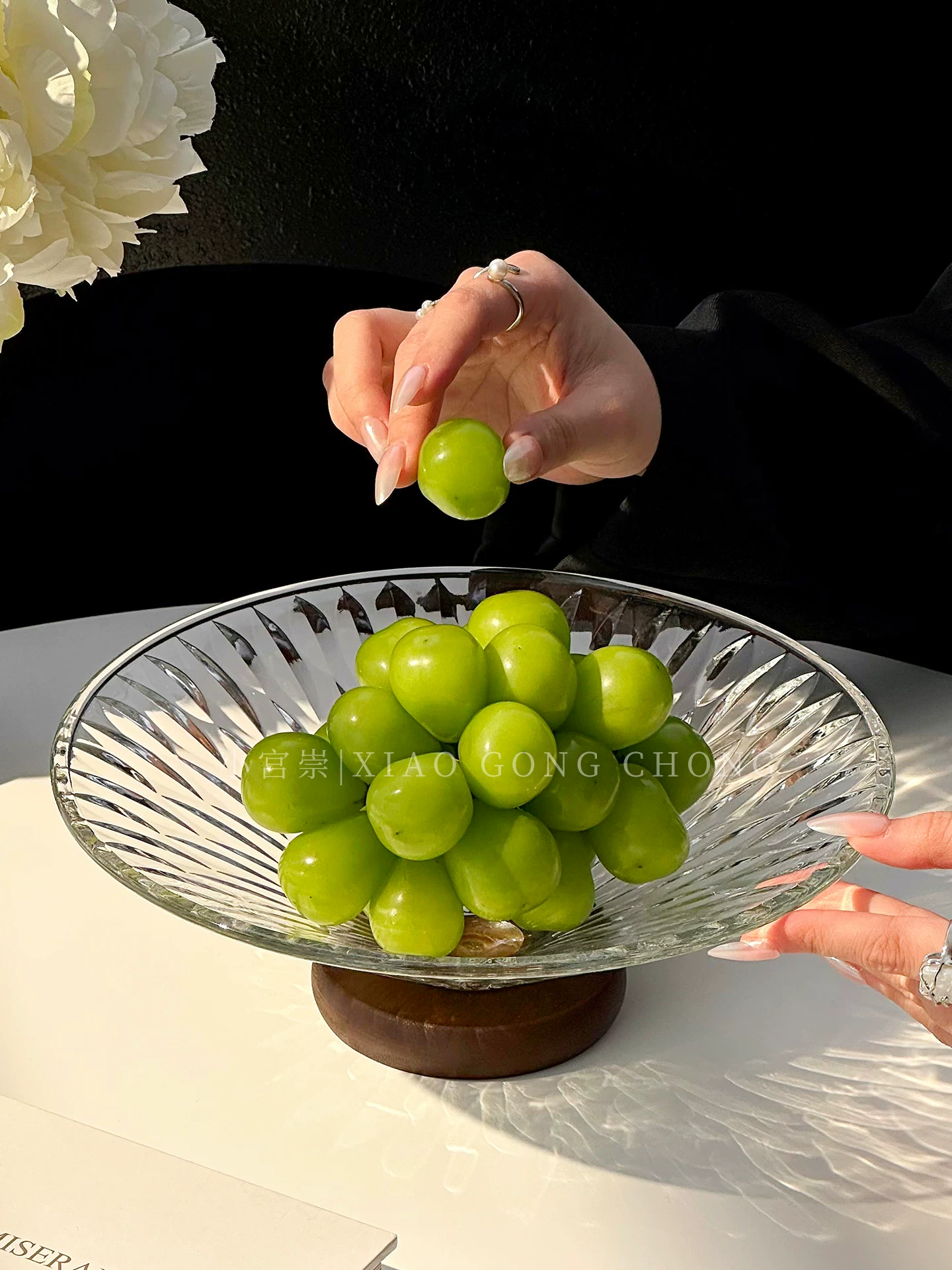 Đĩa trái cây cao cấp dùng trong nhà, đĩa trái cây thủy tinh cao, đĩa trái cây khô cao cấp và tinh tế, khay đựng kẹo và đồ ăn nhẹ.