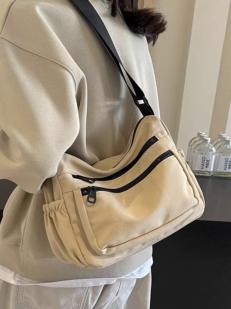 Túi vải nylon đeo chéo nữ kiểu dáng thu đông 2025, dung tích lớn, đa năng, thời thượng, túi vuông nhỏ đeo vai