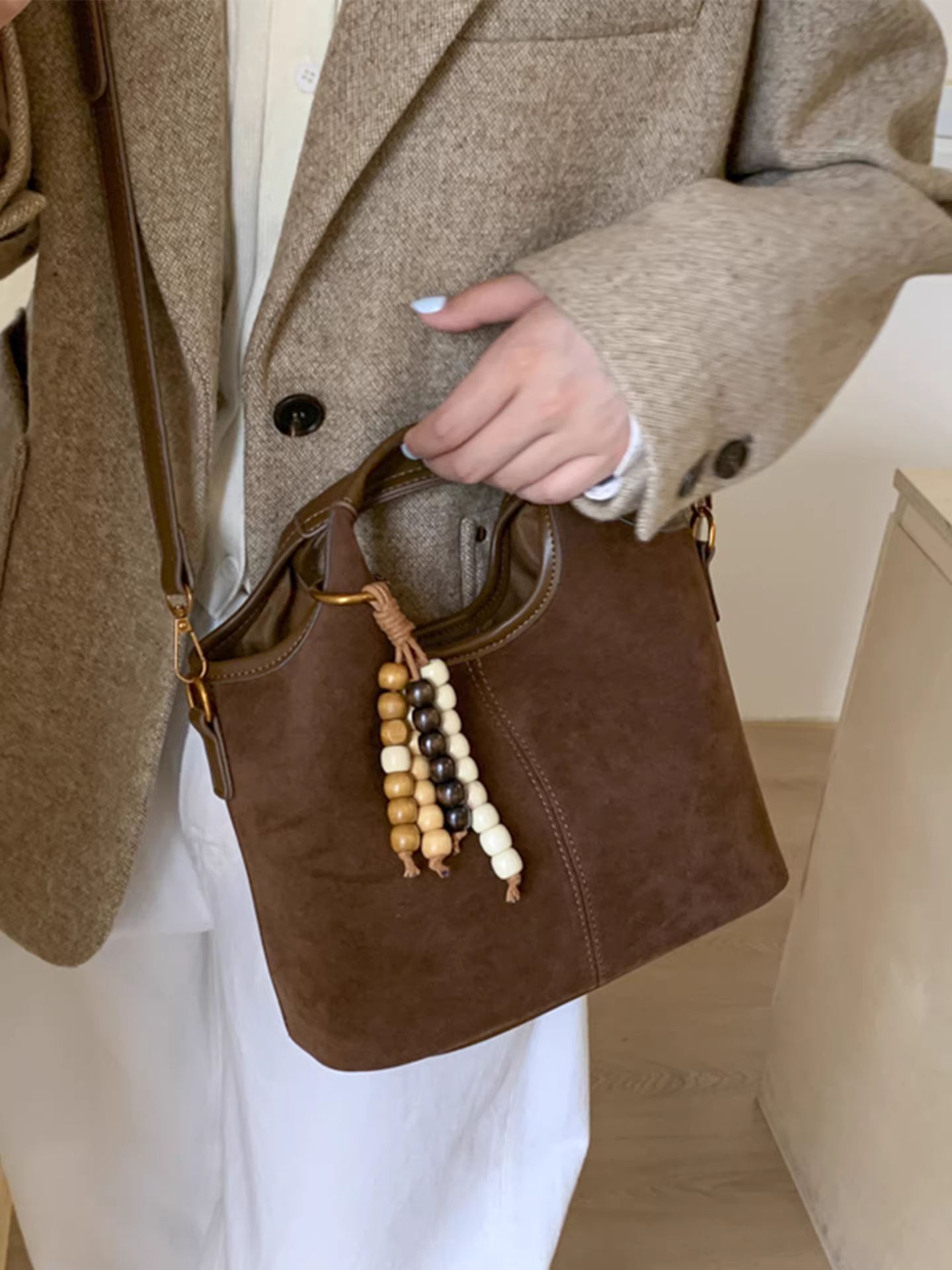 Túi đeo chéo nữ phong cách retro mờ, mẫu mới thu đông 2025, đa năng, kiểu dáng Hàn Quốc đang thịnh hành năm nay