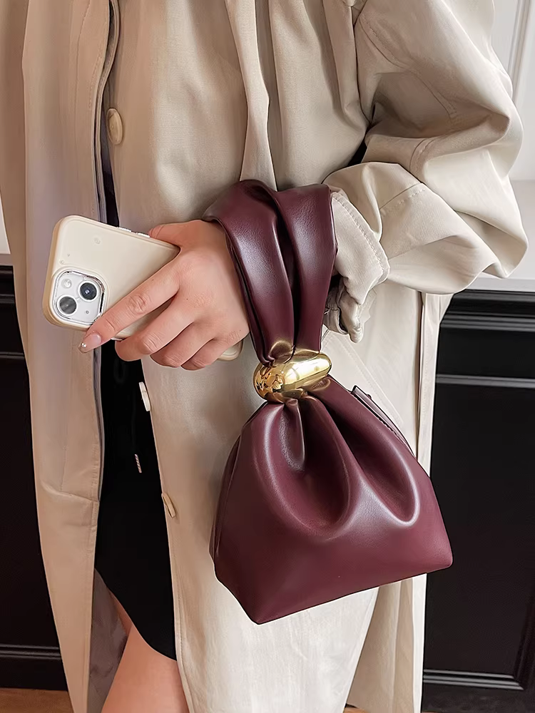 Túi nhỏ độc đáo cao cấp dành cho nữ, mẫu mới thu đông 2025, kiểu vintage xếp ly mini dạng xô