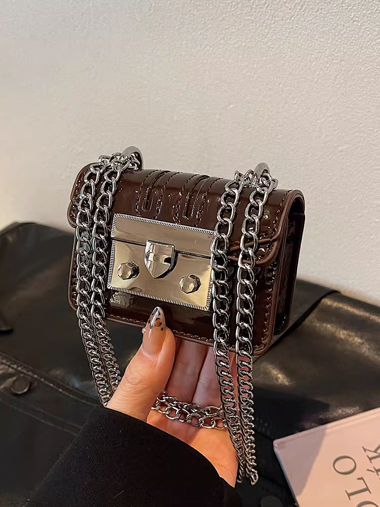 Túi mini cao cấp dành cho nữ, phong cách retro thu đông 2025, túi đeo chéo dây xích mới, túi đựng son môi thời thượng dành cho nữ
