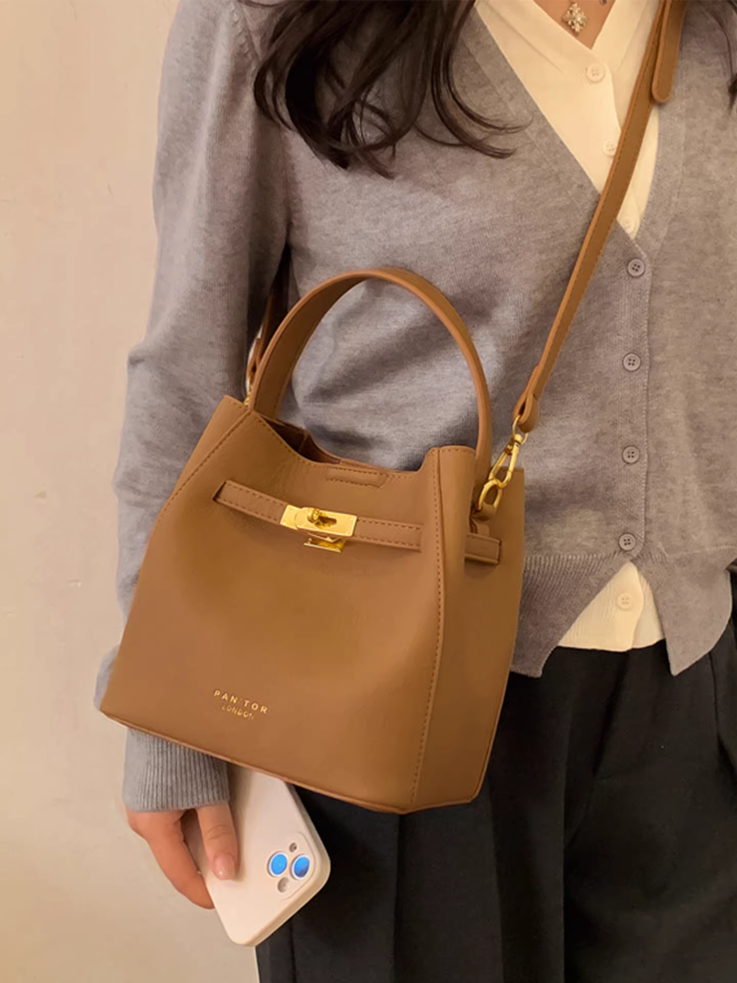 Túi nhỏ siêu hot dành cho nữ, phong cách retro thu đông 2025, đa năng, đeo chéo, túi mẹ và con gái, túi xách bán chạy, túi đeo vai kiểu xô