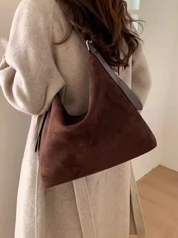Túi da lộn dành cho nữ, sức chứa lớn, mẫu mới thu đông 2025, kiểu retro mờ, đeo chéo một bên vai, túi đi làm kiểu bánh bao.