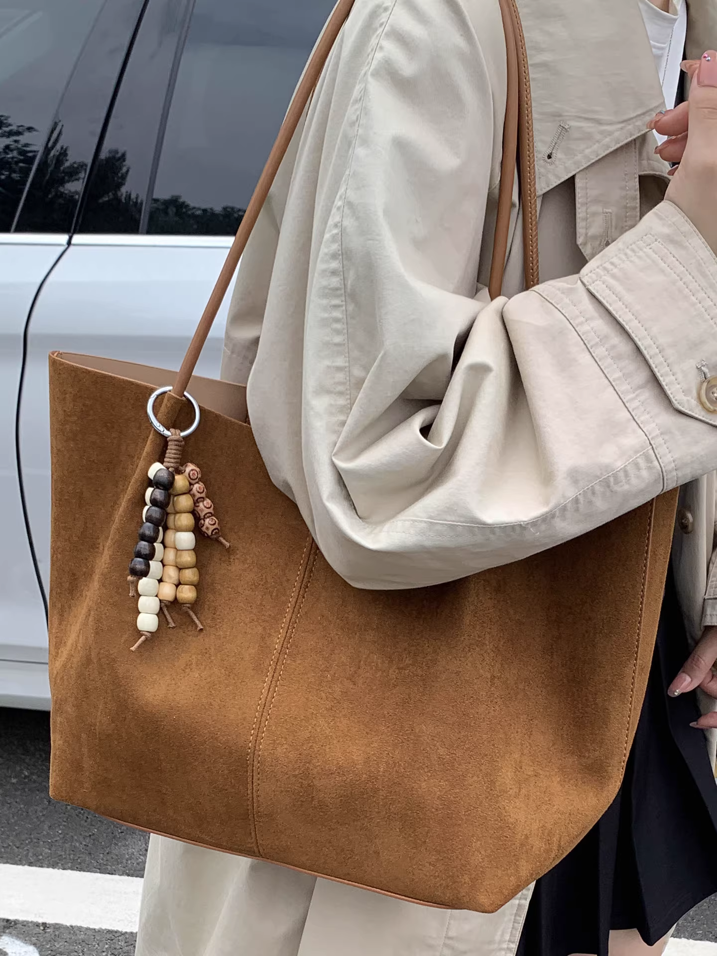 Túi xách nữ phong cách retro, dung tích lớn, mẫu mới thu đông 2025, đa năng, đeo vai, túi mẹ và con gái, túi tote đi làm