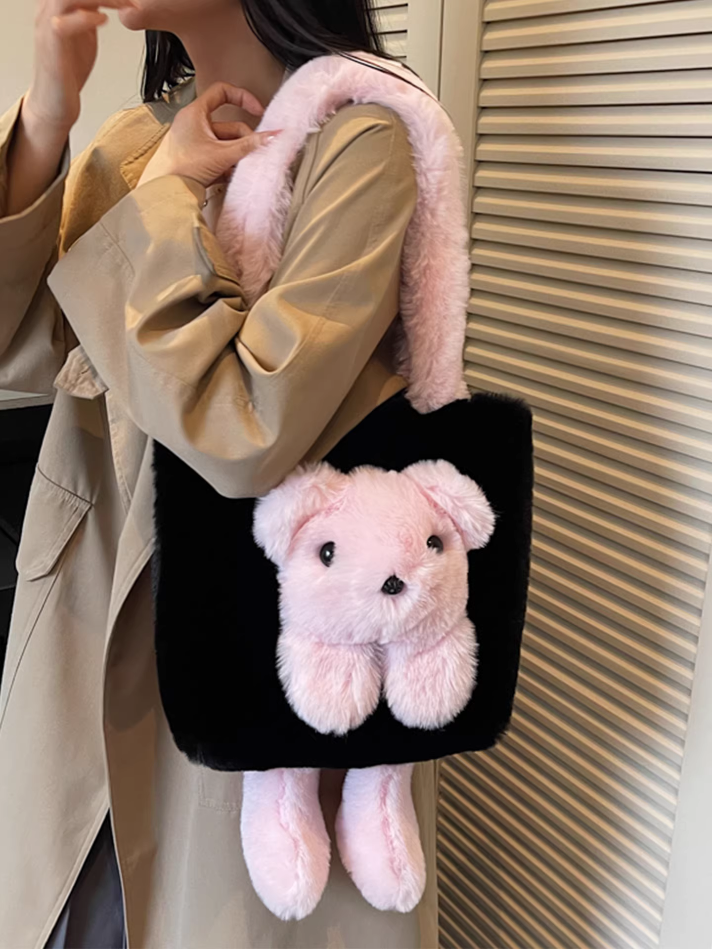 Túi xách nữ chất liệu nhung, dung tích lớn, mẫu mới thu đông 2025, đa năng, họa tiết hoạt hình dễ thương, túi đeo vai dành cho học sinh đi học, túi tote