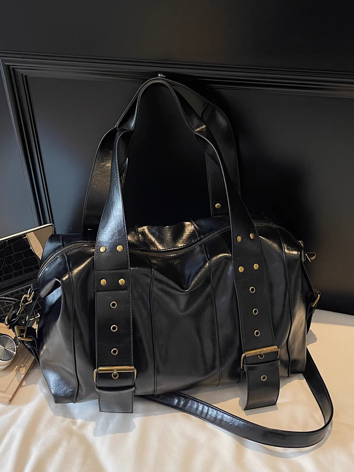 Túi đeo chéo nữ retro, dung tích lớn, mẫu mới thu đông 2025, chất liệu cao cấp, đeo vai/nách, kiểu dáng đơn giản