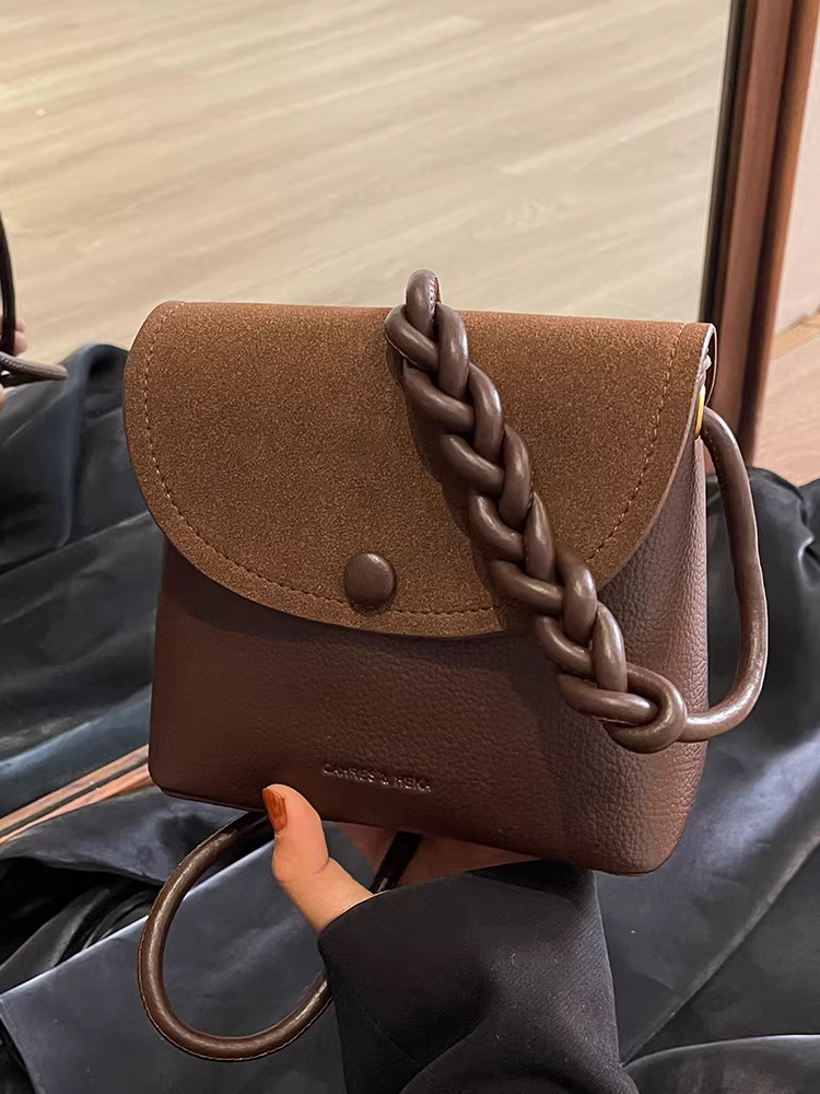 Túi xách nữ cao cấp 2025, túi đeo chéo mới mùa thu đông, túi đeo vai kiểu xô, thiết kế độc đáo, đa năng dành cho nữ