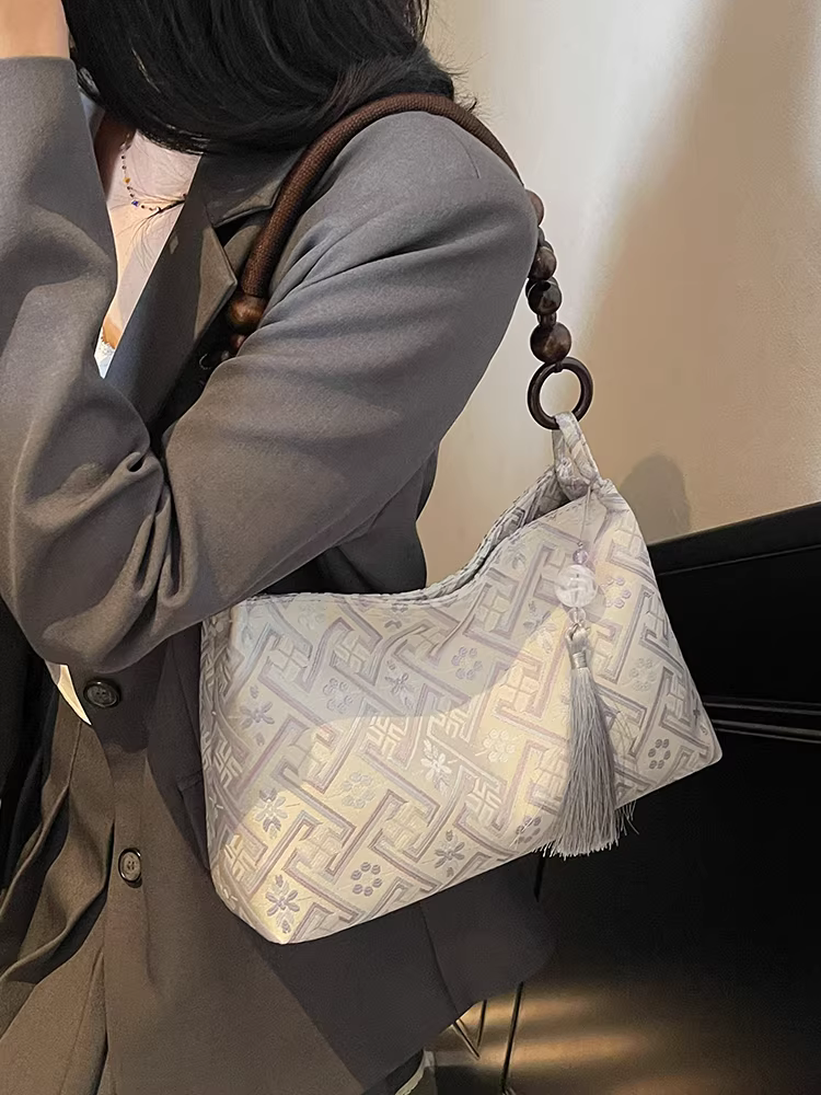 Túi xách nữ phong cách Trung Hoa mới Quảng Tây thổ cẩm 2025, kiểu tua rua, đa năng, đeo vai/nách, siêu hot