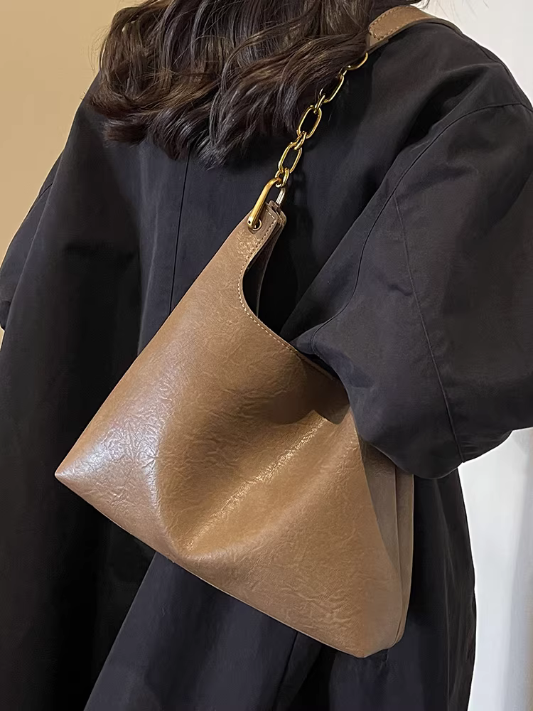 Túi xách nữ 2025 thu đông mới, túi đeo chéo dung tích lớn, kiểu dáng cổ điển cao cấp, đa năng, túi mẹ và con gái