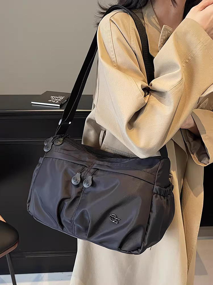 Túi nylon nữ, dung tích lớn, mẫu mới thu đông 2025, đa năng, đeo vai, đeo chéo, túi tote đi làm