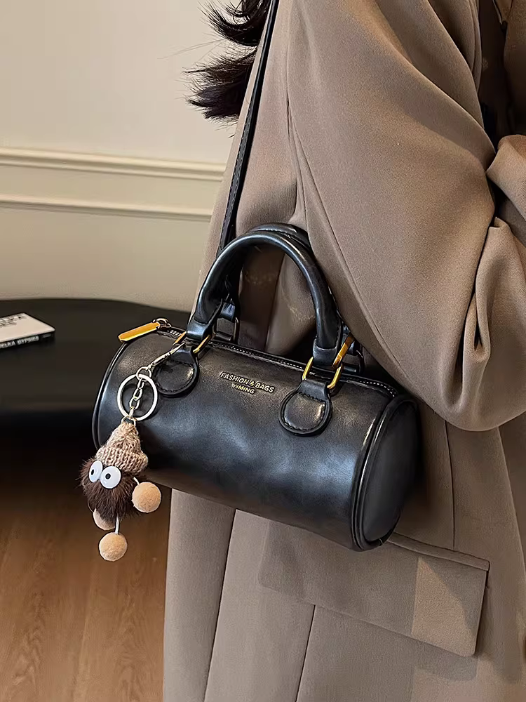 Túi nhỏ siêu hot dành cho nữ, mẫu mới thu đông 2025, thiết kế retro độc đáo, túi đeo chéo nữ, túi trụ đa năng cầm tay