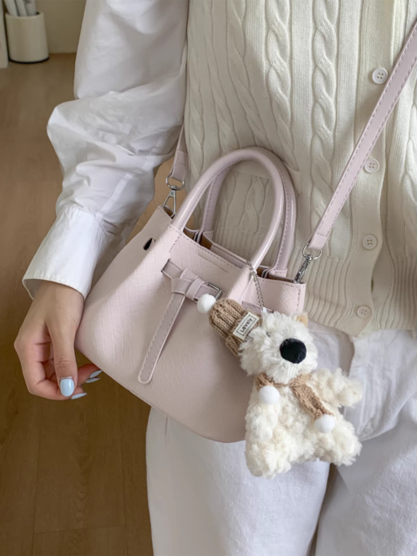 Túi đeo chéo nữ thiết kế độc đáo phong cách retro mùa thu đông 2025, túi đeo vai thời trang phổ biến kiểu xếp ly