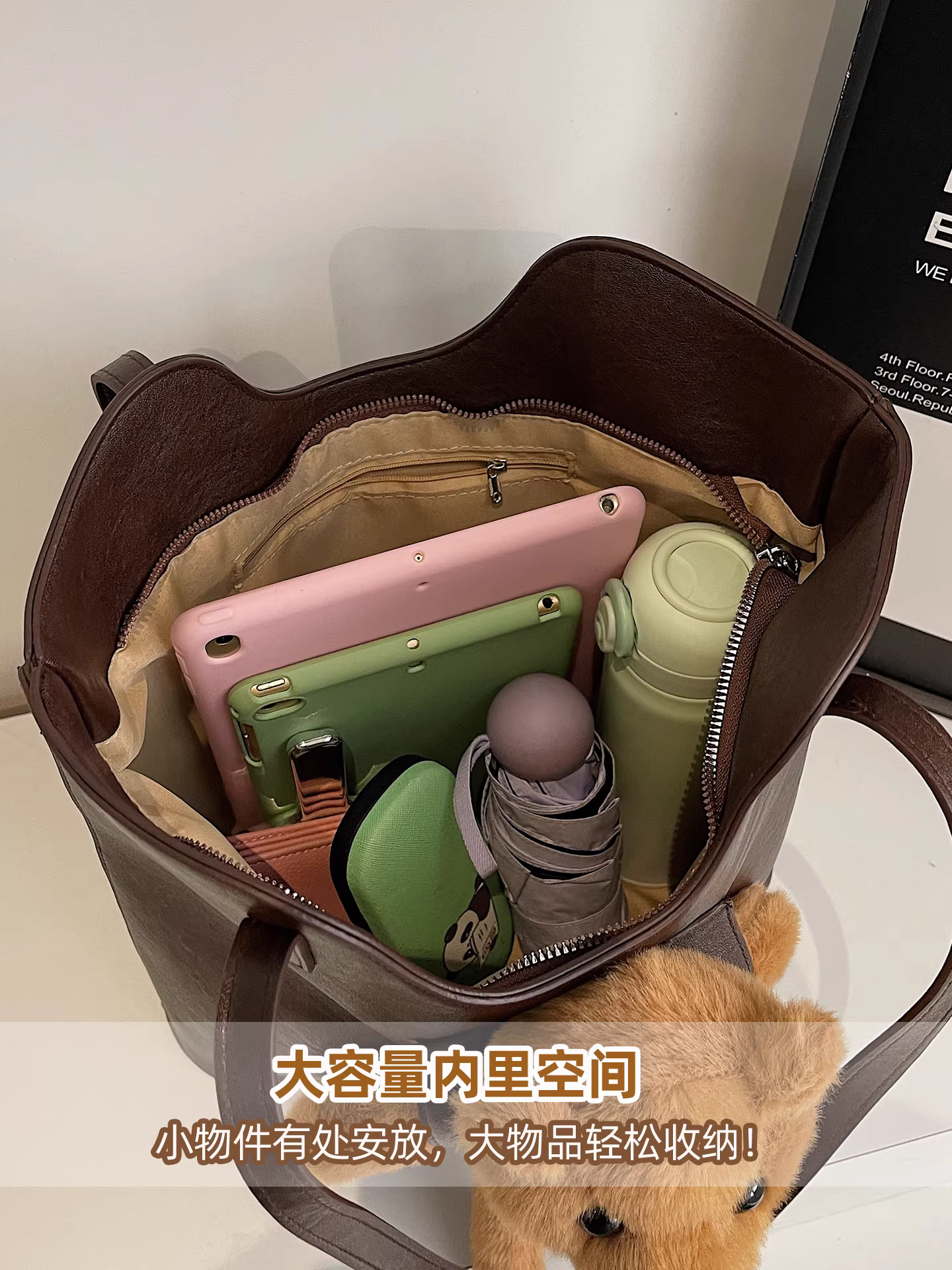 Túi xách nữ cỡ lớn, phong cách retro thu đông 2025, đa năng, hoạt hình dễ thương, đeo vai, túi tote đi học