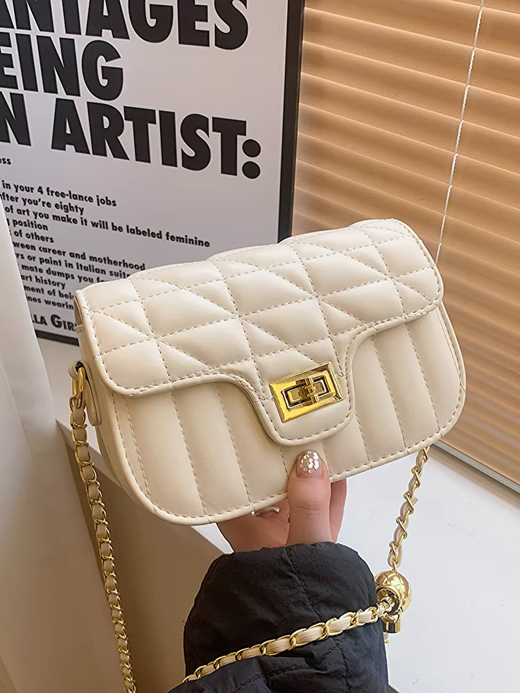 Túi đeo chéo nữ 2025 kiểu dáng mới, thời trang và đa năng, thiết kế độc đáo, túi dây xích may chần, túi vuông nhỏ hot trend năm nay