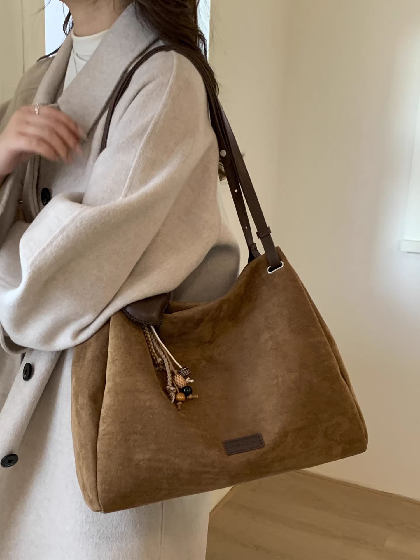 Túi đeo chéo nữ cỡ lớn, chất liệu mờ kiểu retro, mẫu mới thu đông 2025, đa năng, đeo vai, đeo chéo, túi tote đi làm thường ngày