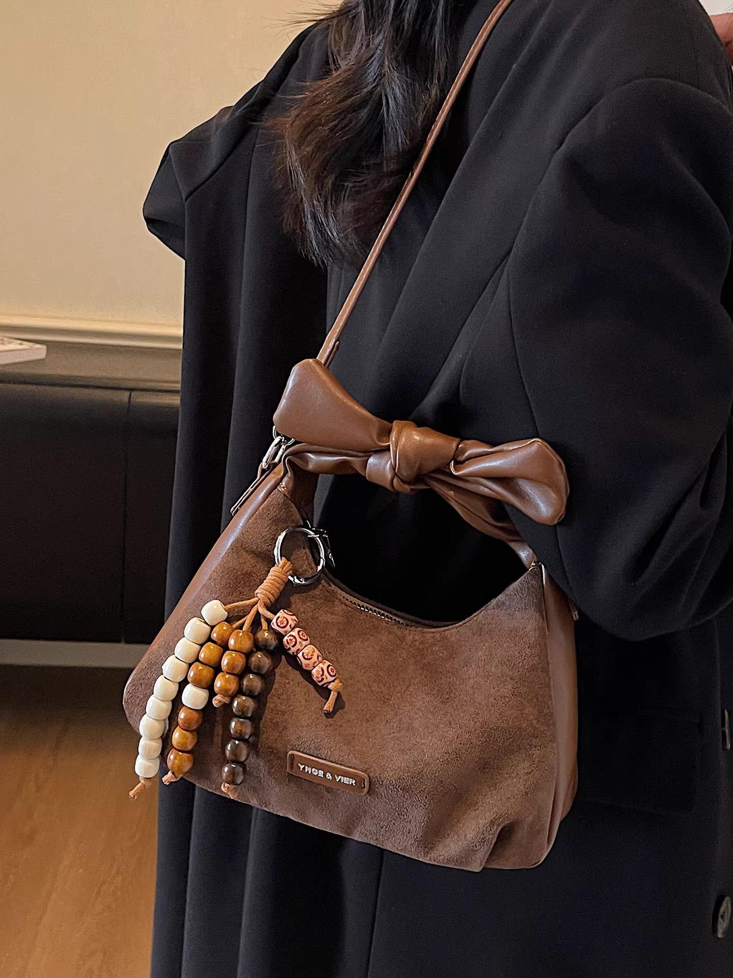 Túi xách nữ cao cấp, mẫu mới thu đông 2025, kiểu retro mờ, đeo chéo, phong cách giản dị, túi bánh bao thời thượng