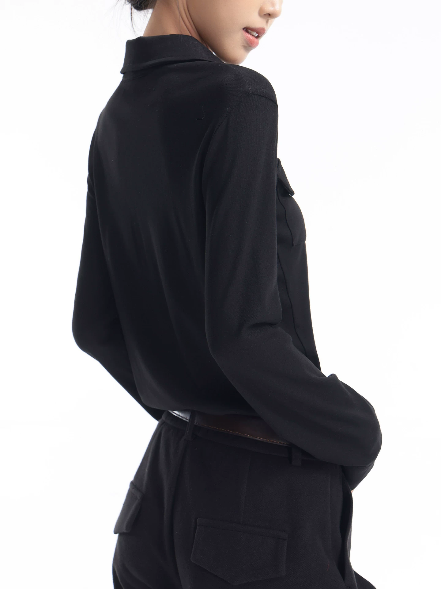 KEN STUDIO Áo sơ mi dài tay đơn giản màu đen mới mùa xuân thu dành cho nữ có cổ bẻ, dáng rộng, dáng suông, áo thun đa năng