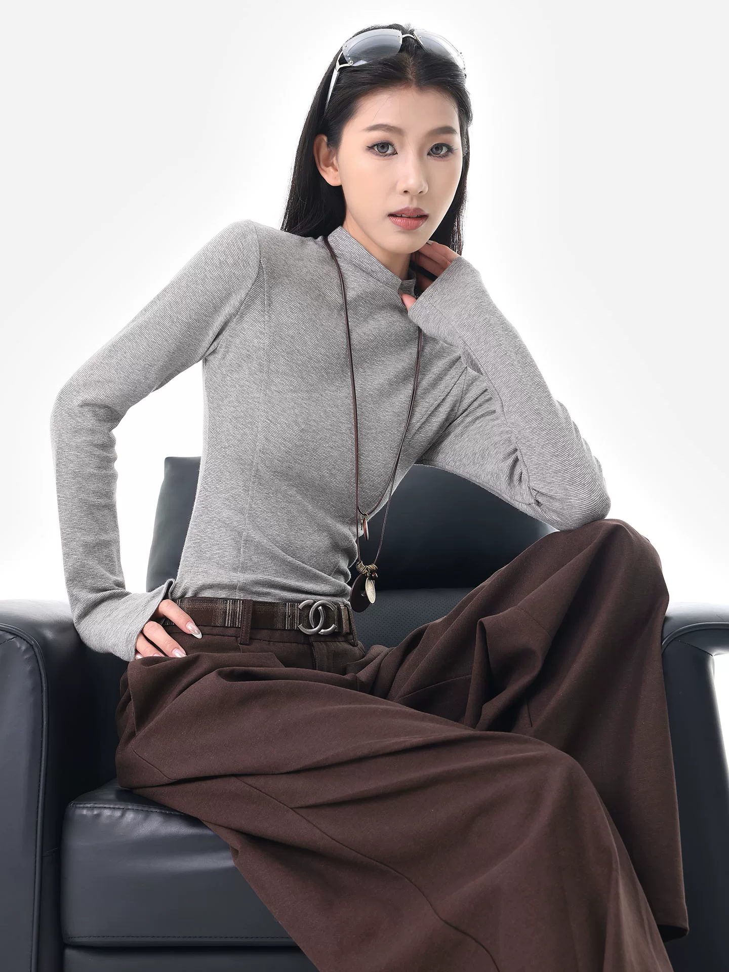 KEN STUDIO Áo thun dài tay cổ cao nửa cổ màu xám thu đông mới dành cho nữ, kiểu dáng ôm vừa vặn và tạo lớp lót bên trong giúp thon gọn