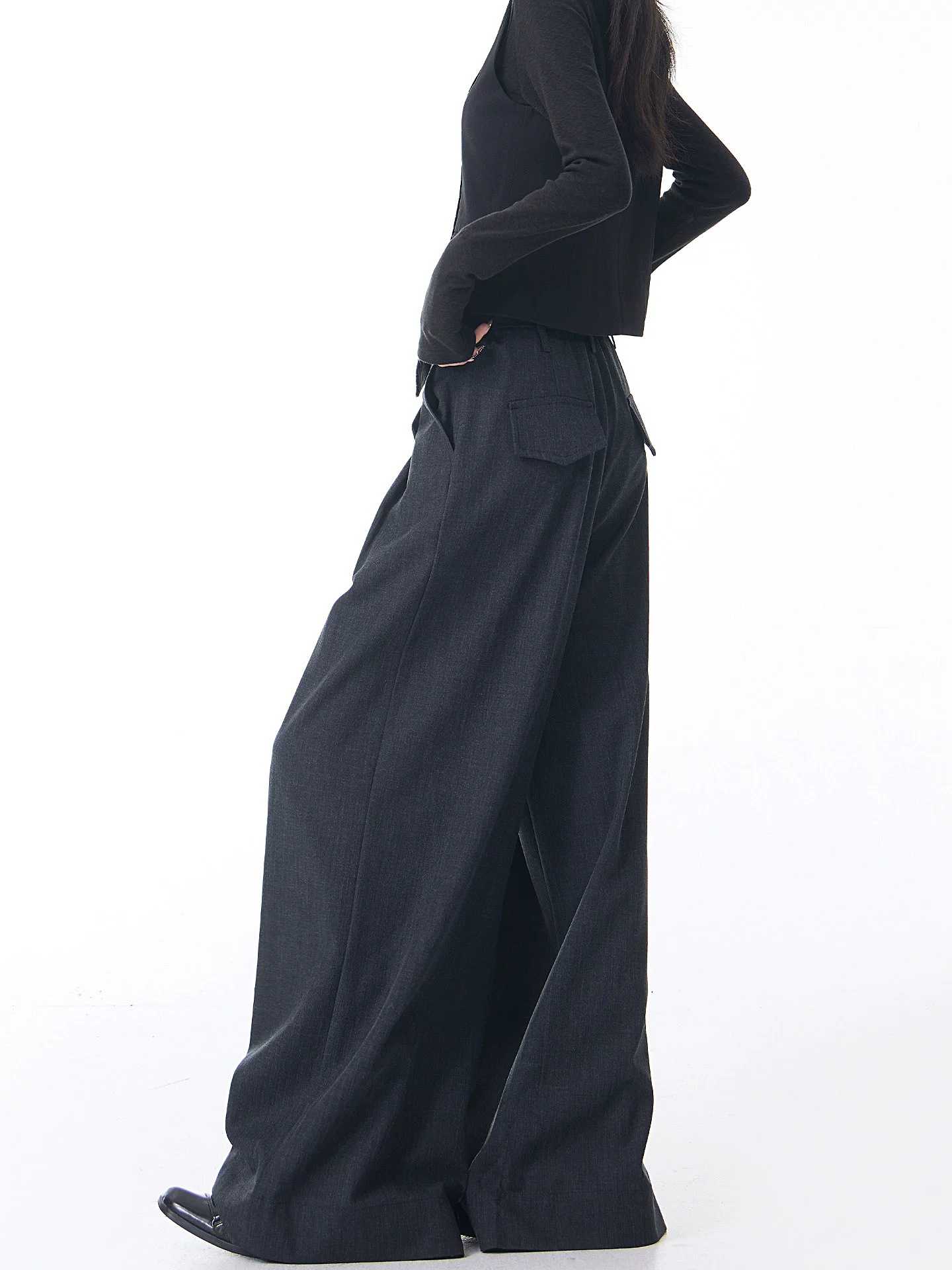 KEN STUDIO Xuân Thu Thiết kế thắt lưng mới Quần tây ống rộng dành cho nữ Quần dài xếp nếp eo cao giảm béo dài đến sàn