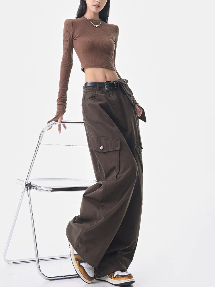 KEN STUDIO Quần cargo màu xám thu đông mới dành cho nữ với thiết kế túi chéo, quần ống rộng, quần kiểu scimitar