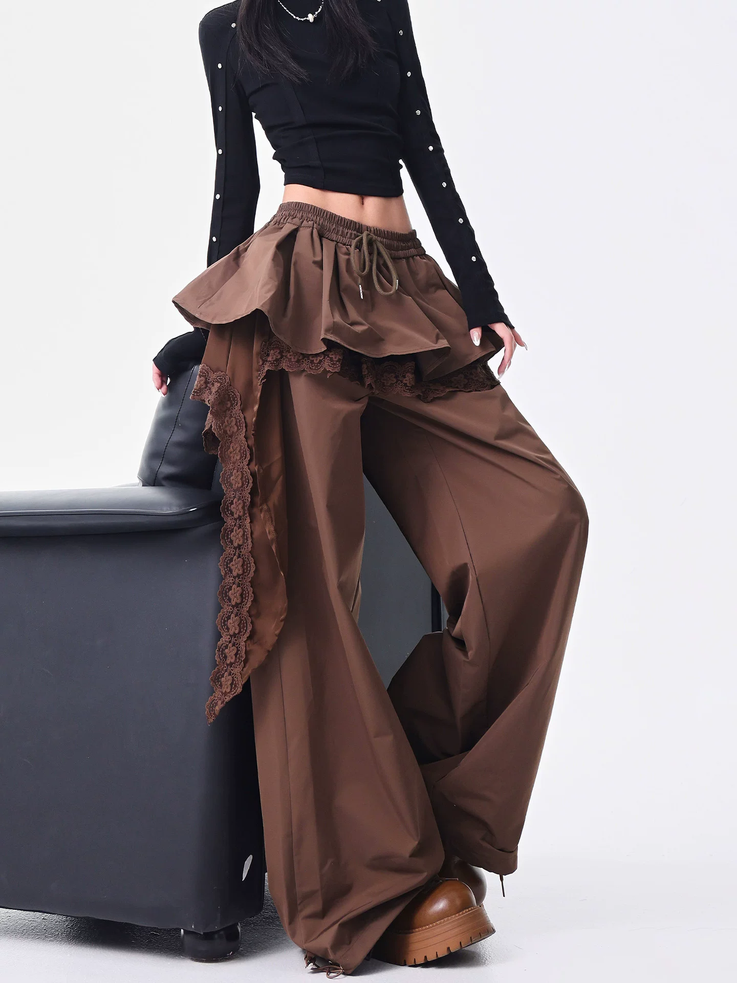 KEN STUDIO quần ống đứng màu cà phê mới đầu thu dành cho nữ, quần ống rộng giả hai mảnh thiết kế viền ren.