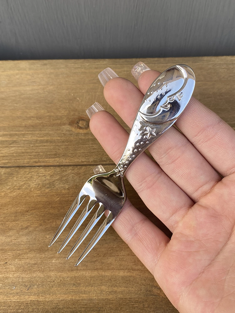 Thép không gỉ 304 ngôi sao và mặt trăng thìa và nĩa trẻ em thìa ăn cho bé thìa ăn tập ăn cho bé bộ đồ ăn thìa ăn mì