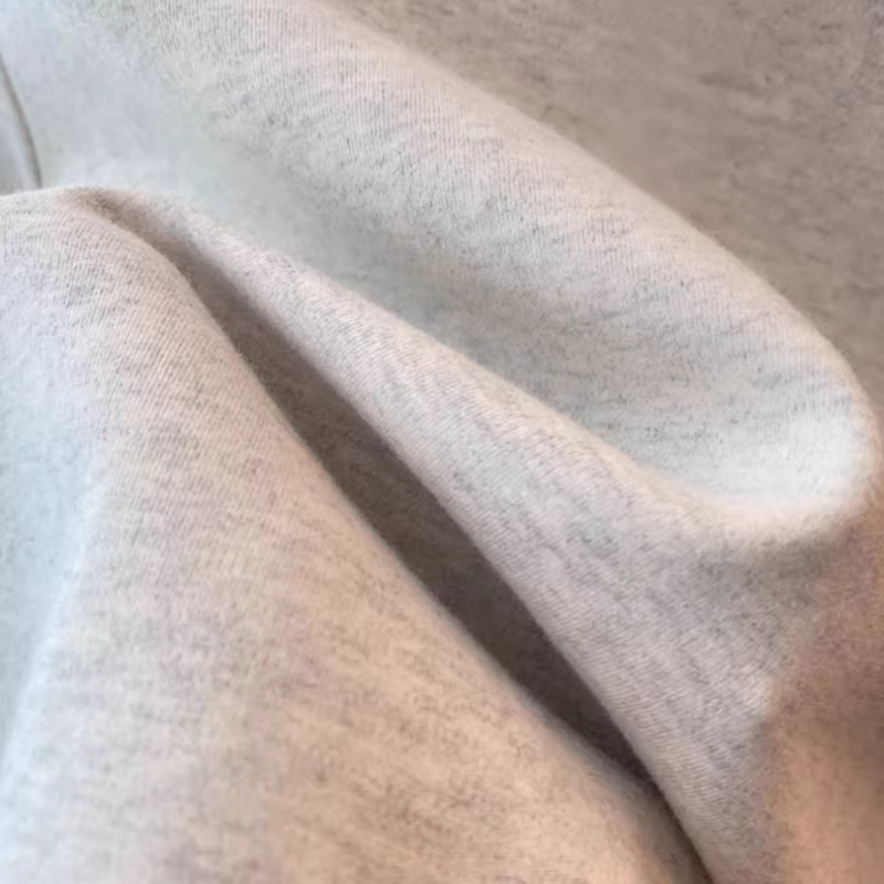 Áo thun nữ tay dài kiểu dáng châu Âu mới 2025, chất liệu dày dặn, kiểu dáng thời trang, hàng xuất khẩu thương hiệu Outlet~