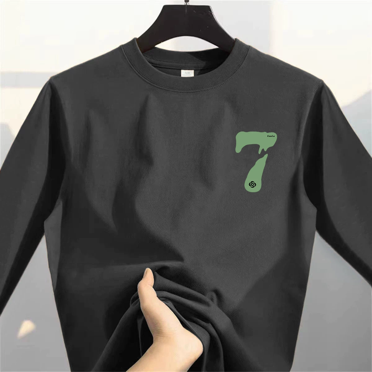 Outlet~ Áo thun cotton thuần chất mới xuất khẩu, kiểu dáng đơn giản, rộng rãi, dài tay, dành cho nam và nữ, thích hợp làm lớp áo lót.