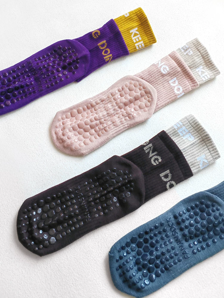 Tất thể thao chống trượt bằng silicon dành cho nữ, tập yoga, chạy bộ, tất tập Pilates chuyên nghiệp dài đến giữa bắp chân, tất tập thể dục bằng cotton màu trơn