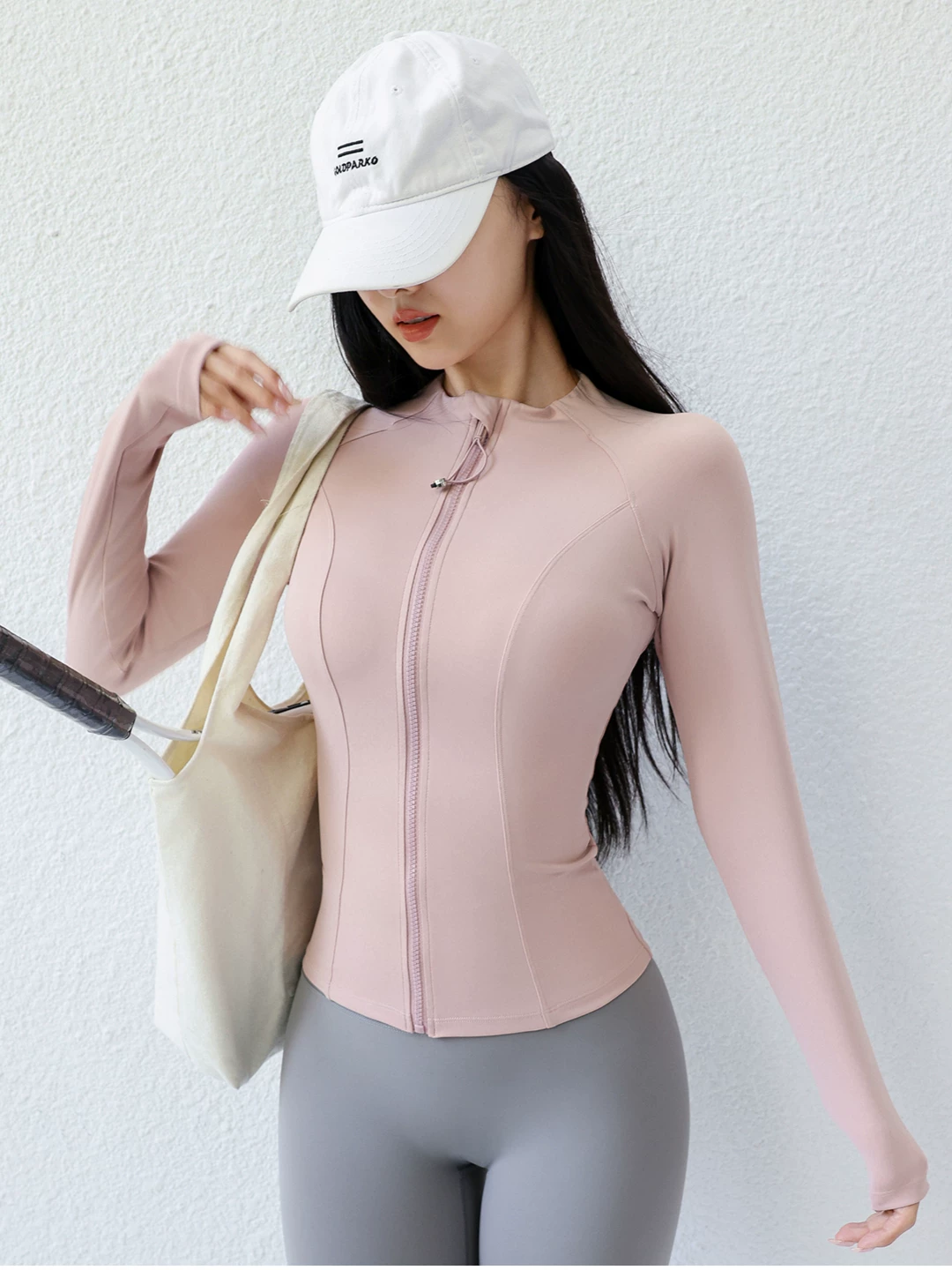 Áo khoác thể thao Jiumai Yipin dành cho nữ, dáng ôm, cổ đứng, quần áo thể thao nhanh khô, trang phục chạy bộ và đạp xe, áo tập yoga.