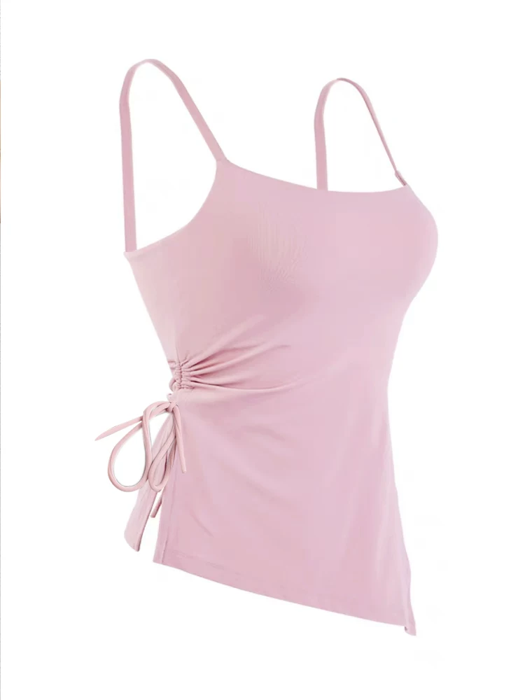 Jiumai Yipin Áo thể thao xếp ly một mặt kiểu dáng ôm sát, có khe hở bên hông, trang phục thể thao độc đáo dành cho nữ.