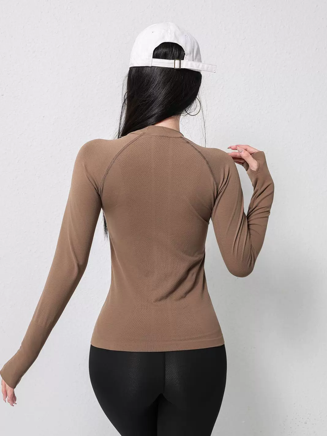 Áo thể thao liền mạch mùa xuân thu, tay dài, chất liệu thun co giãn, thiết kế ôm sát, cổ tròn, nhanh khô, thích hợp cho chạy bộ và yoga dành cho nữ