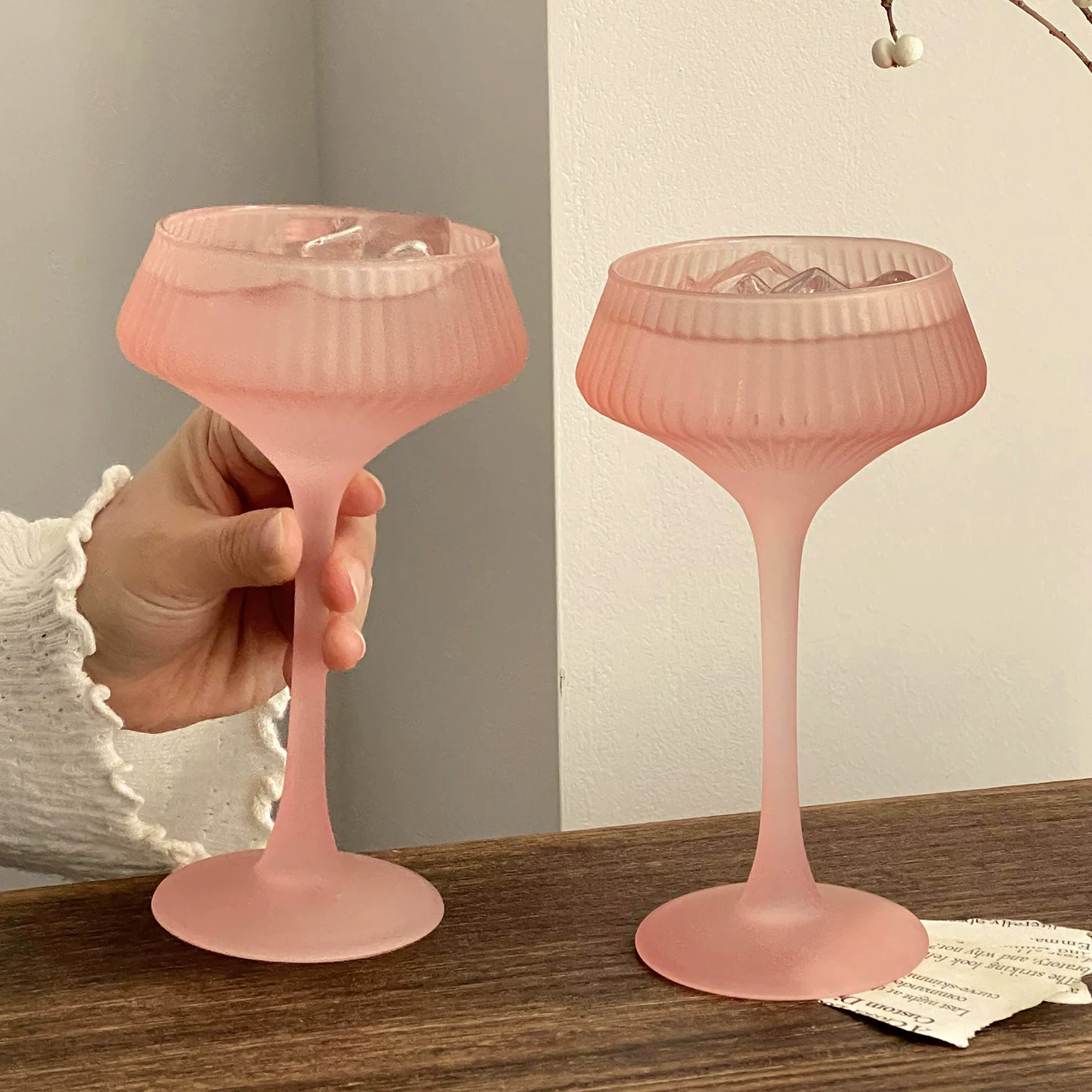 Ly cocktail sọc cổ điển, ly rượu vang đỏ, ly rượu sâm banh, giá trị thẩm mỹ cao, ly tráng miệng cho nữ, ly nước có ga