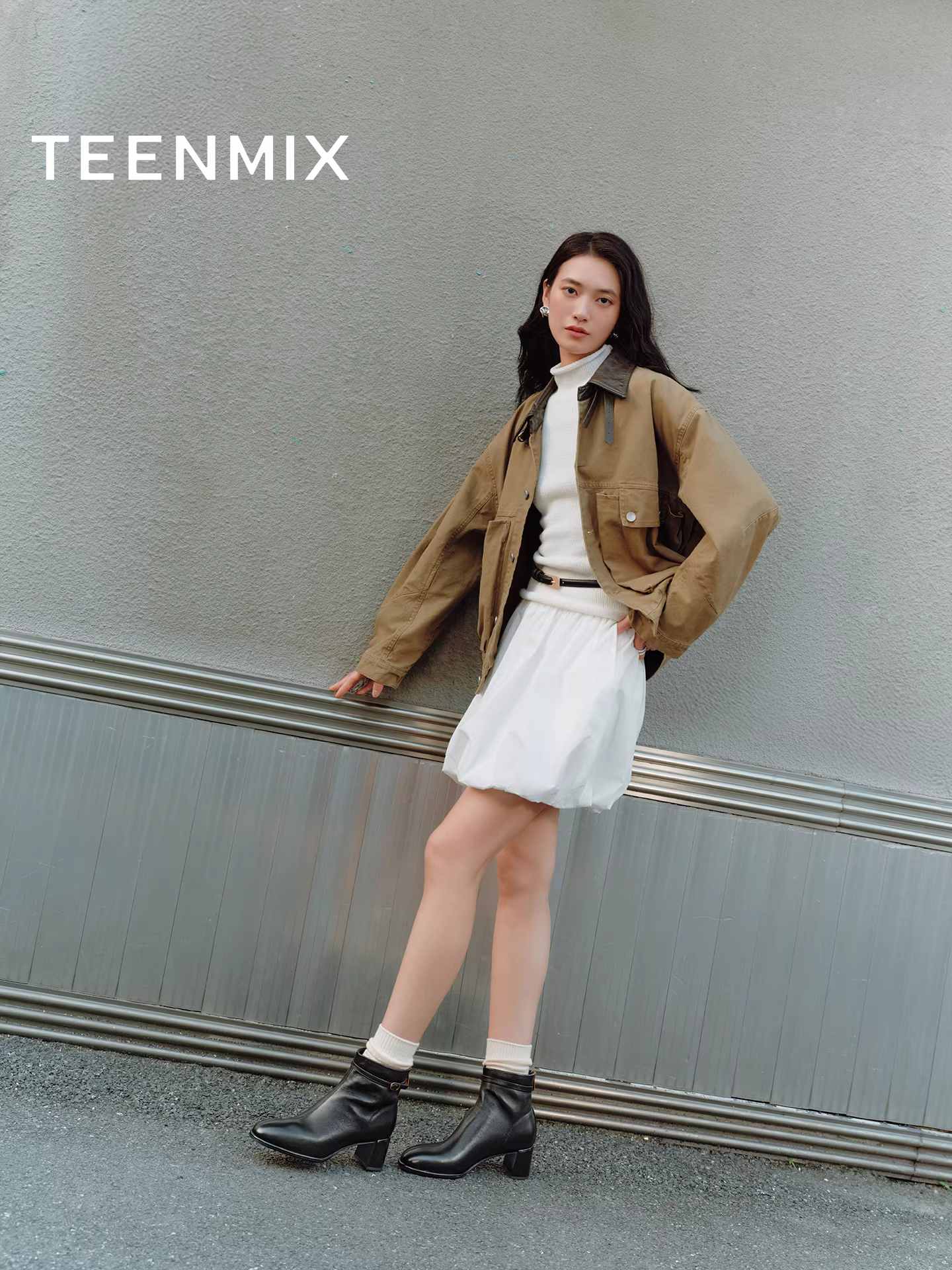 Giày bốt thời trang gót thô kiểu cổ điển Tianmeiyi, giày bốt da nữ, giày bốt cao gót ngắn, giày bốt ôm sát, mẫu mới mùa đông 2025 BK032DD5