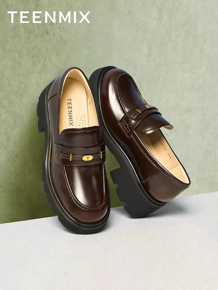 Giày lười kiểu Anh có đế dày Tianmeiyi dành cho nữ, giày đơn cổ điển, giày da nhỏ, mẫu mùa xuân mới.